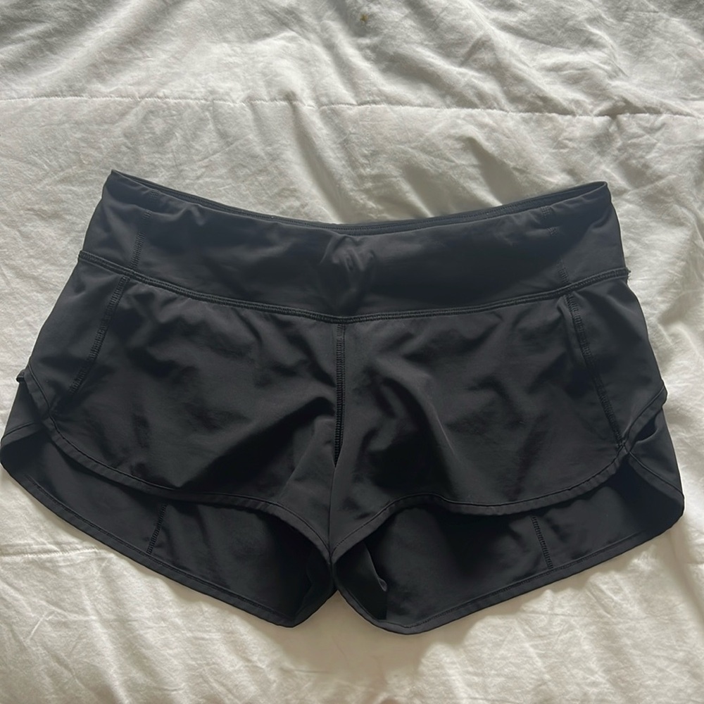 Lululemon speed up shorts 2.5”